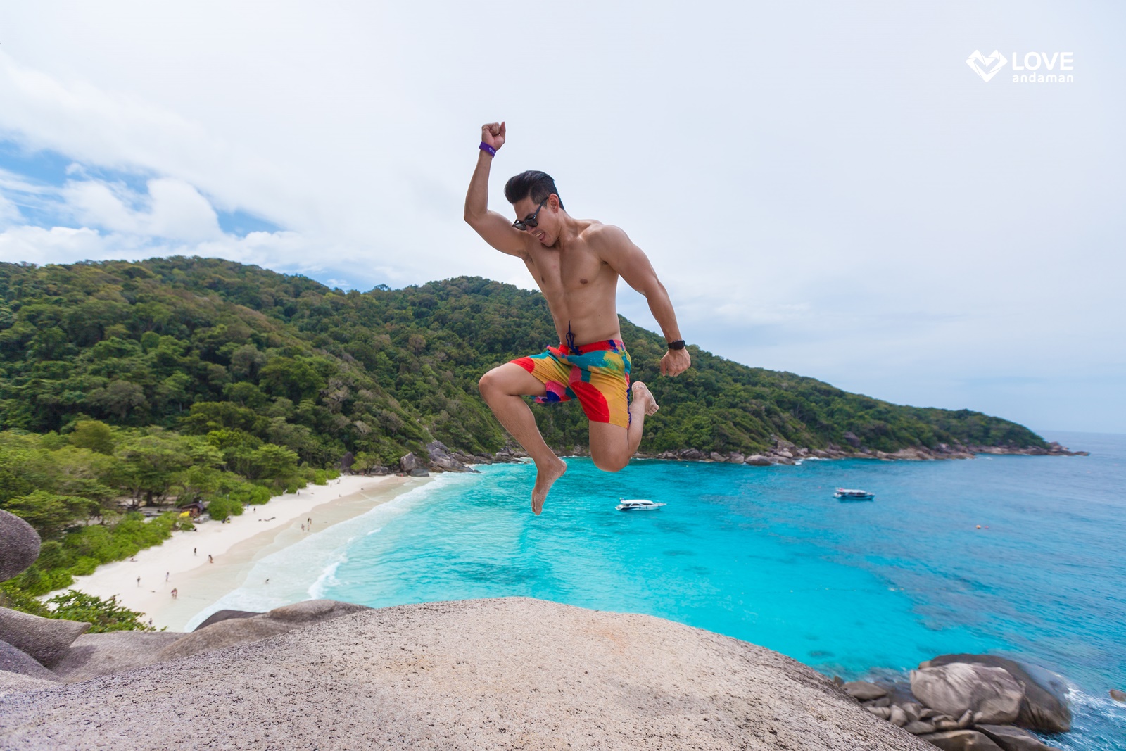 Similan Islands Tour from Khaolak by Speedboat