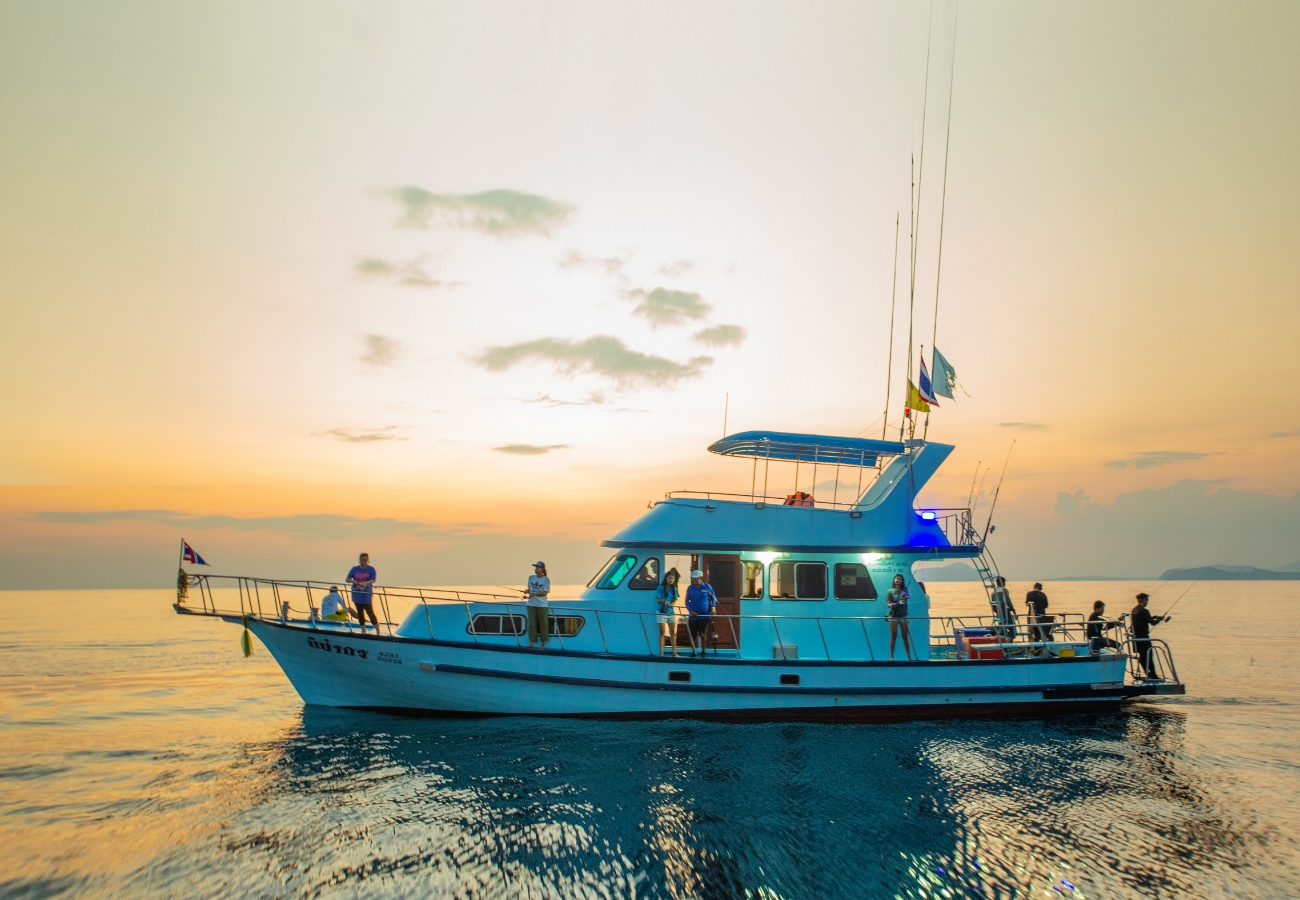Game Fishing (Trolling & Spinning) Racha Yai