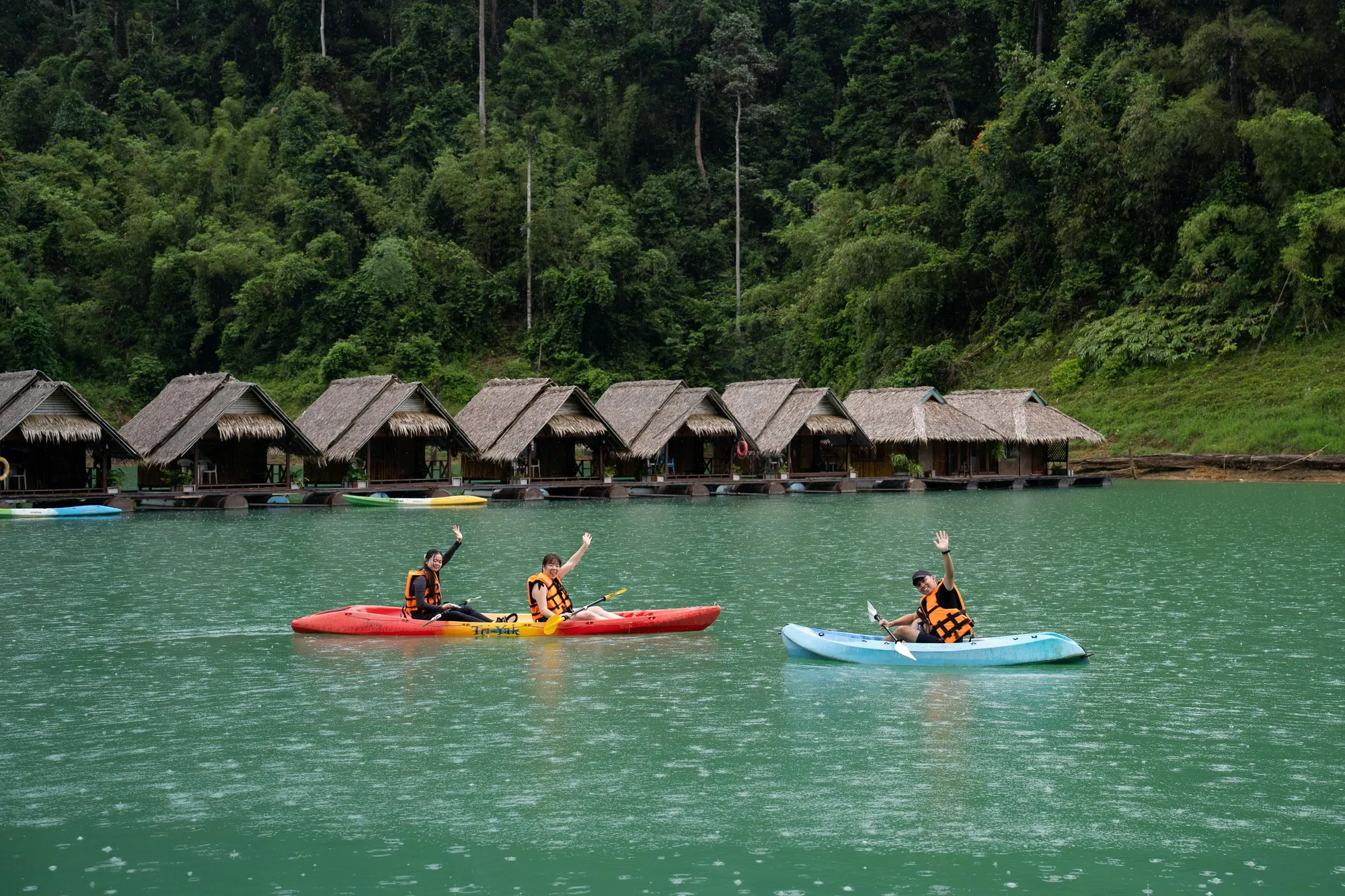 Cheow Larn Lake 1 Day Trip | Khao Sok Day Tour